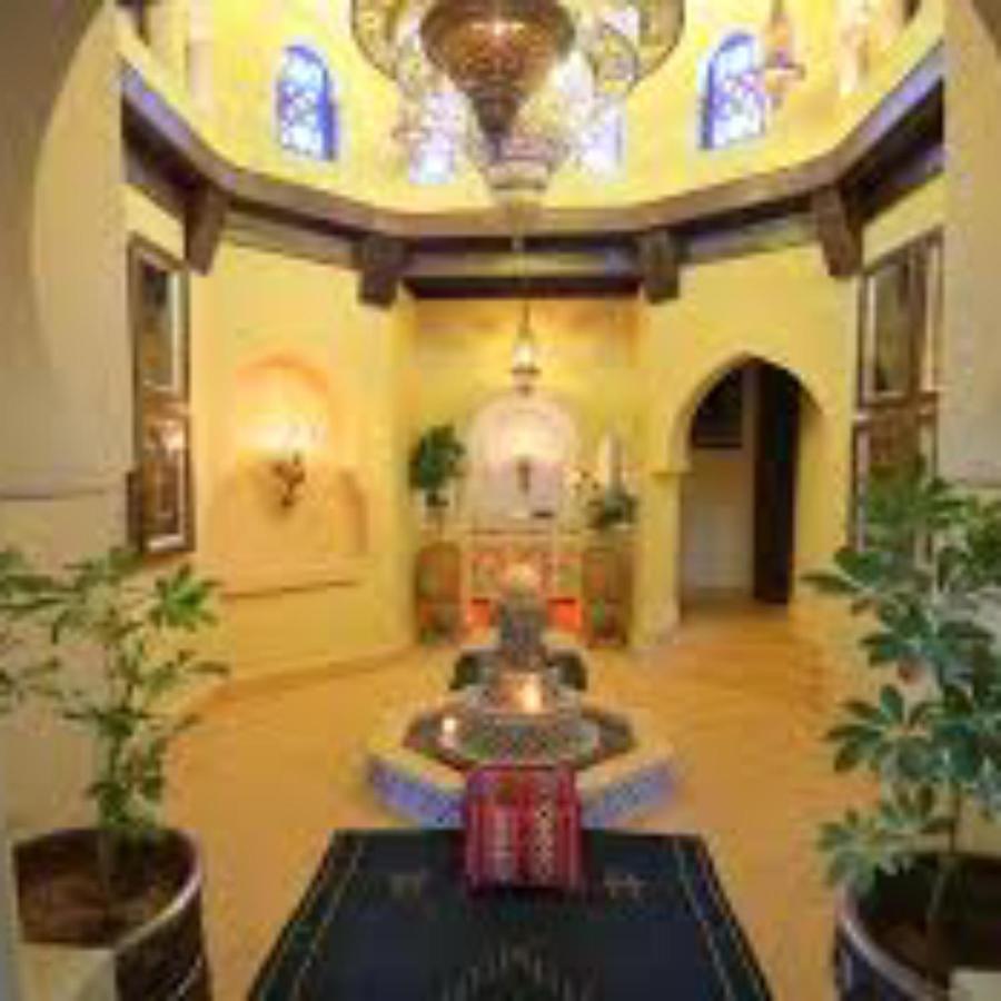 Lac Yasmins Riad Cafe Du Sud מראה חיצוני תמונה