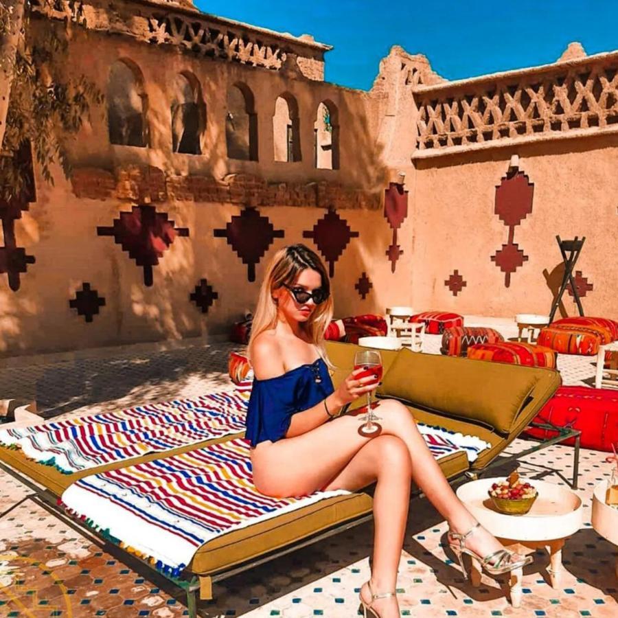 Lac Yasmins Riad Cafe Du Sud מראה חיצוני תמונה