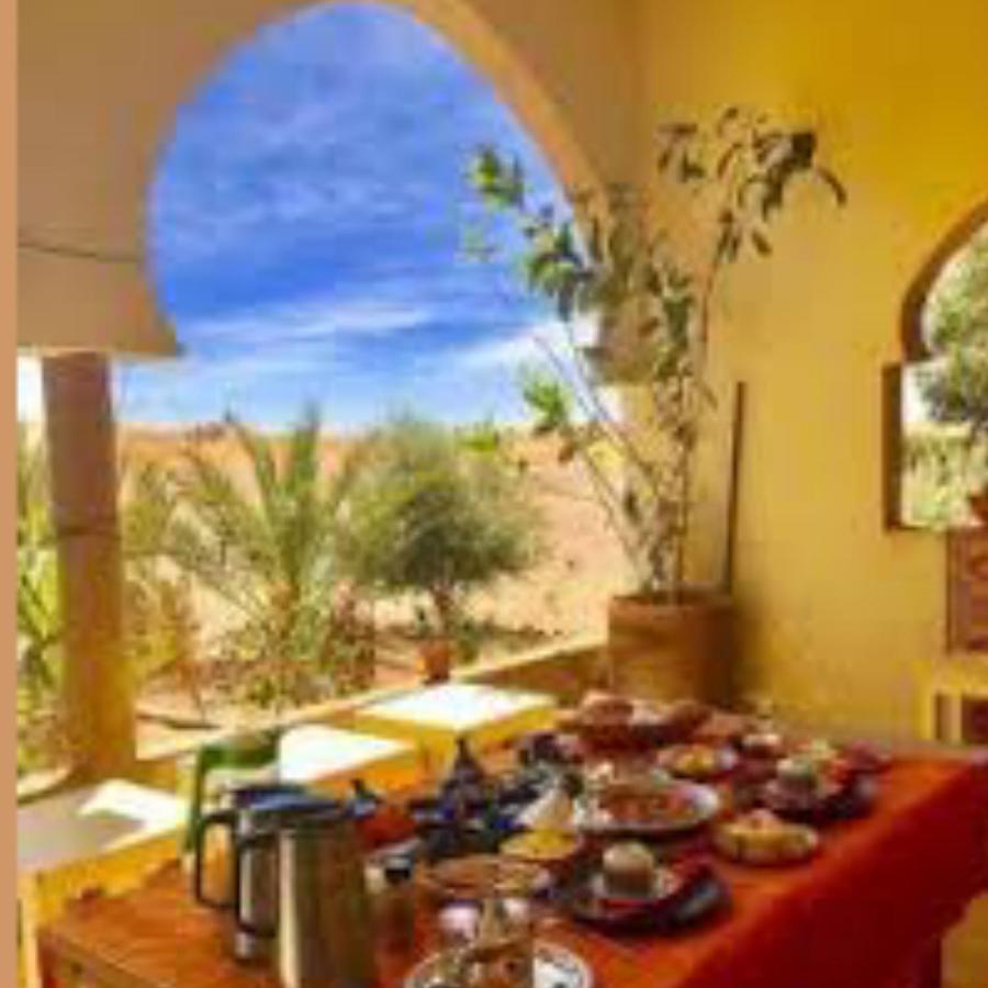 Lac Yasmins Riad Cafe Du Sud מראה חיצוני תמונה